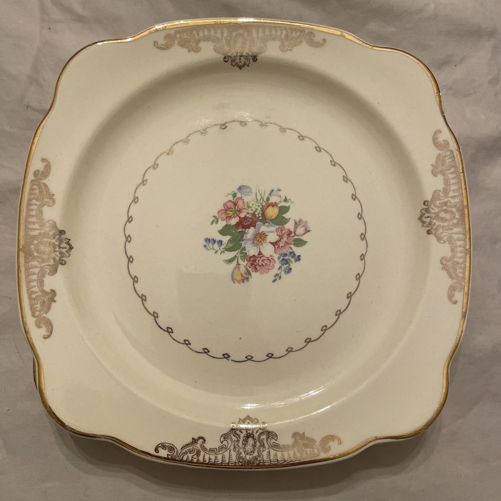 The Paden City Pottery Co K 45‎ 8" Plate